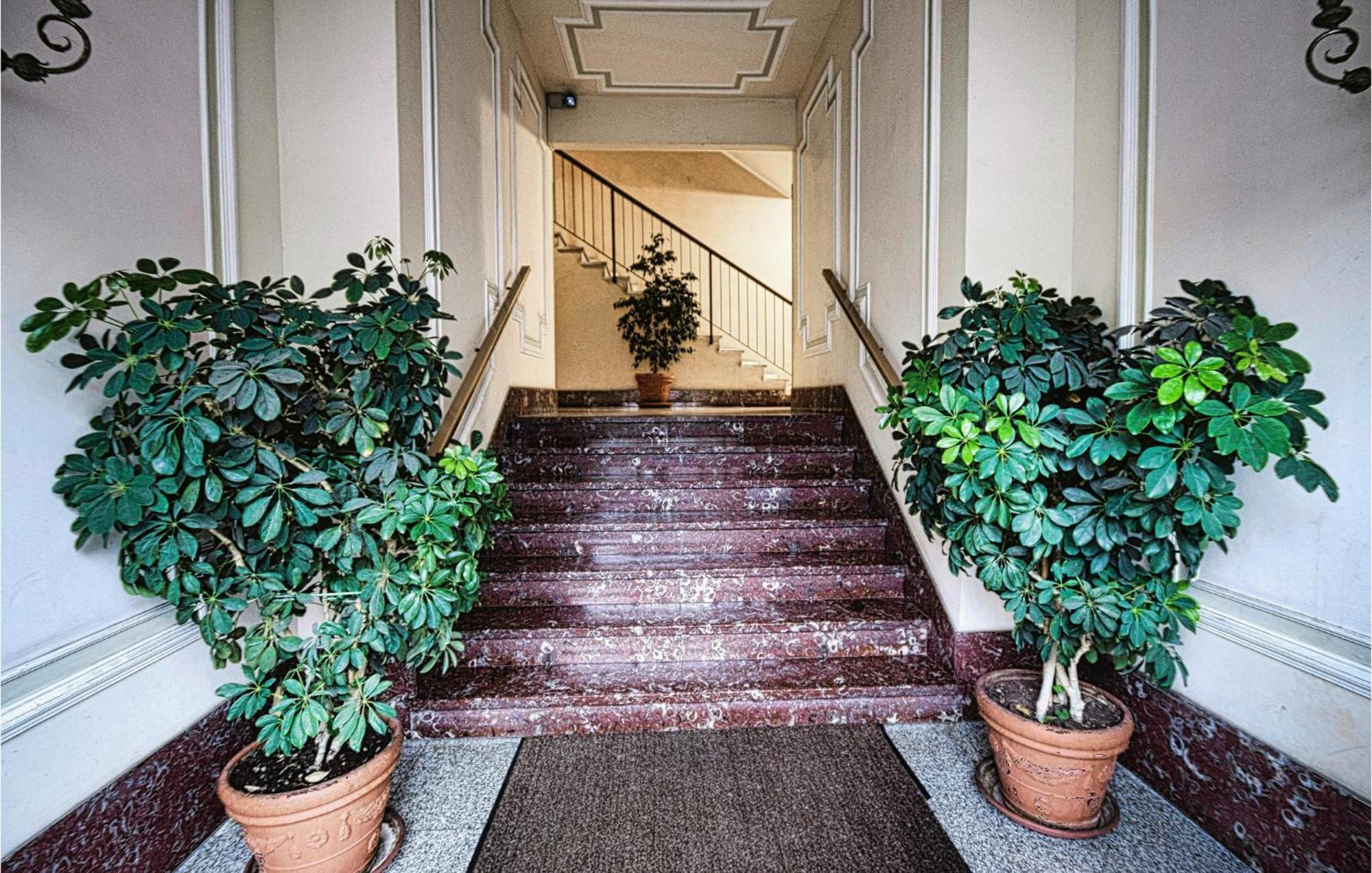 1 Bedroom Lovely Apartment In 雷科 外观 照片