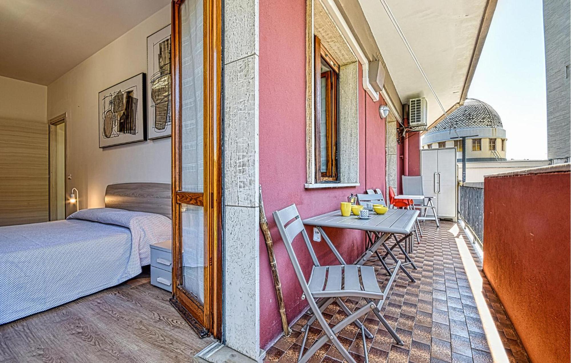 1 Bedroom Lovely Apartment In 雷科 外观 照片